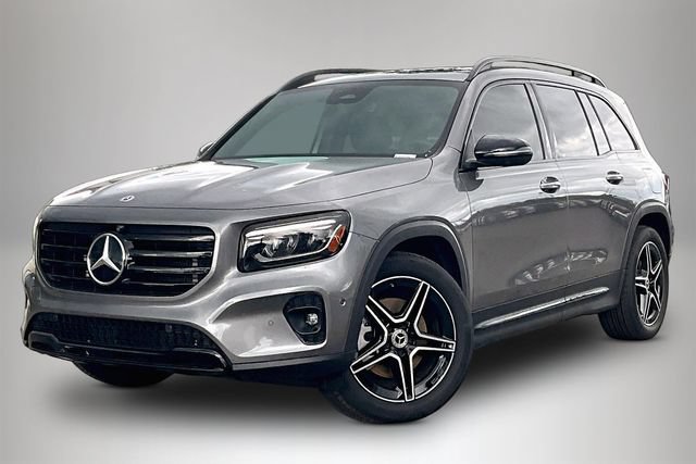 Used 2025 Mercedes-Benz GLB 250 image 2
