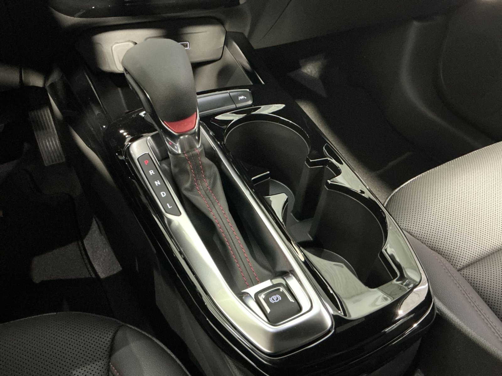 New 2026 Chevrolet Trax RS w/ Driver Confidence Package FWD image 22
