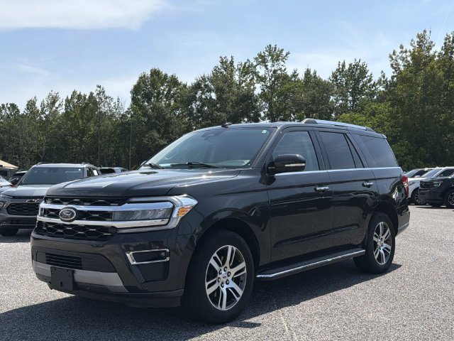 Used 2023 Ford Expedition Limited RWD image 15