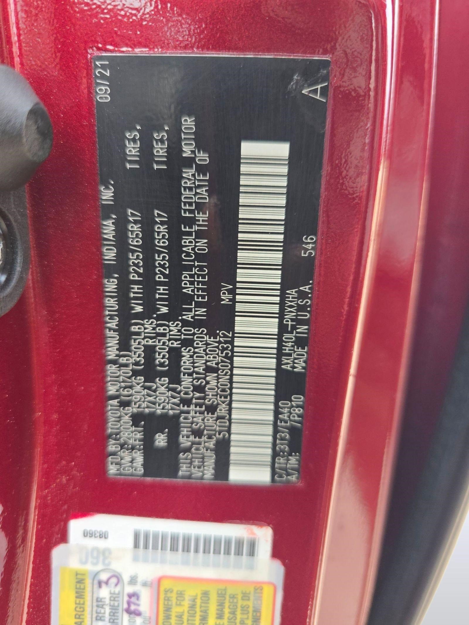 Used 2022 Toyota Sienna XLE w/ XLE Plus Package image 15