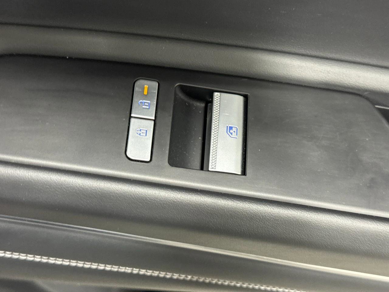 Used 2025 Genesis GV80 2.5T Standard image 19