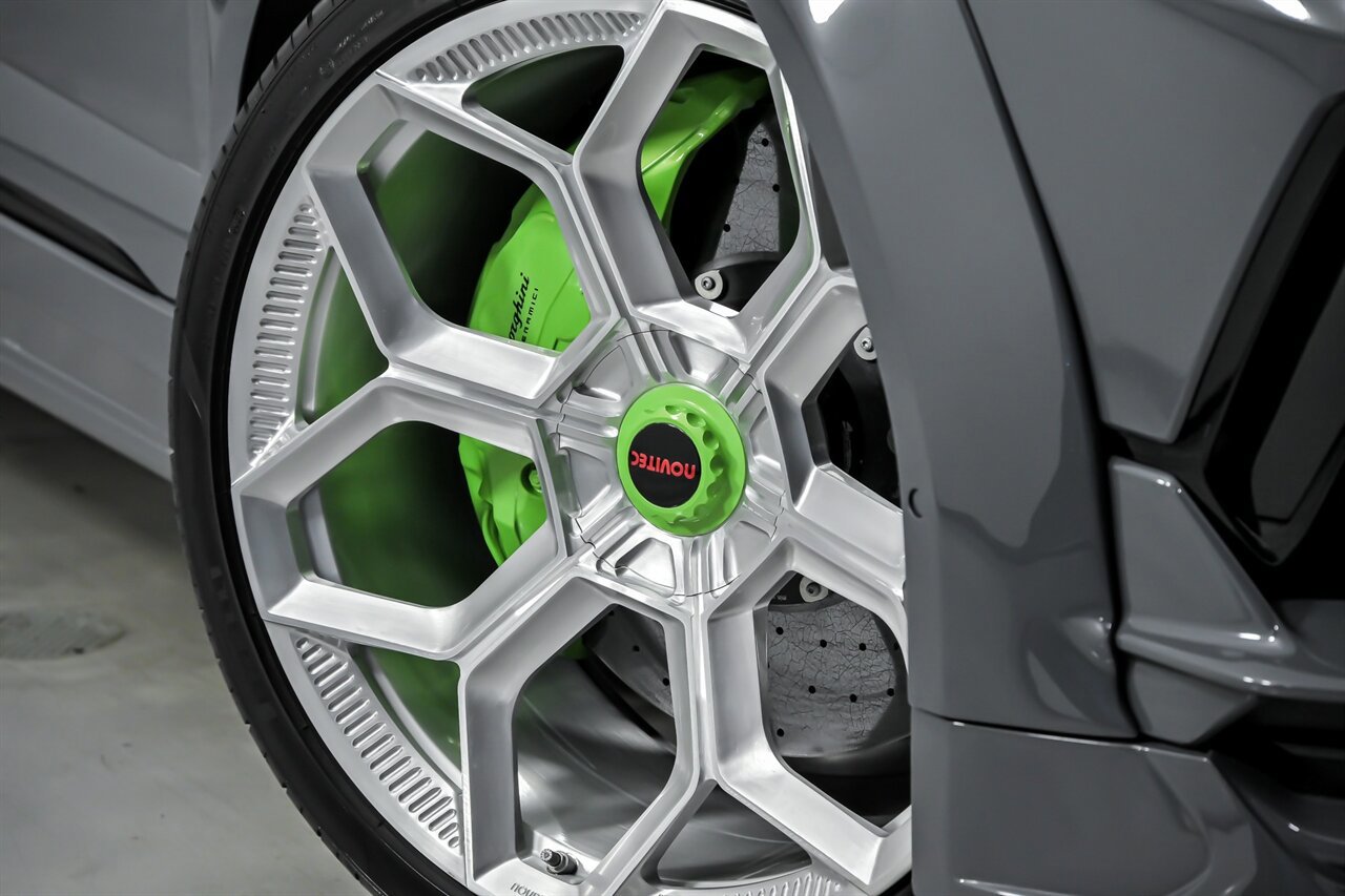 Used 2023 Lamborghini Urus S image 4