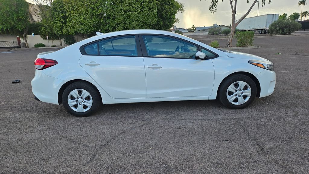 Used 2017 Kia Forte LX w/ LX Popular Package FWD image 12