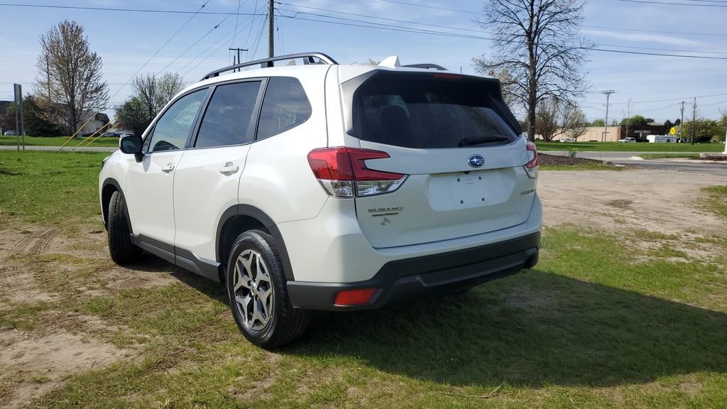 Certified 2023 Subaru Forester Premium AWD/4WD image 28