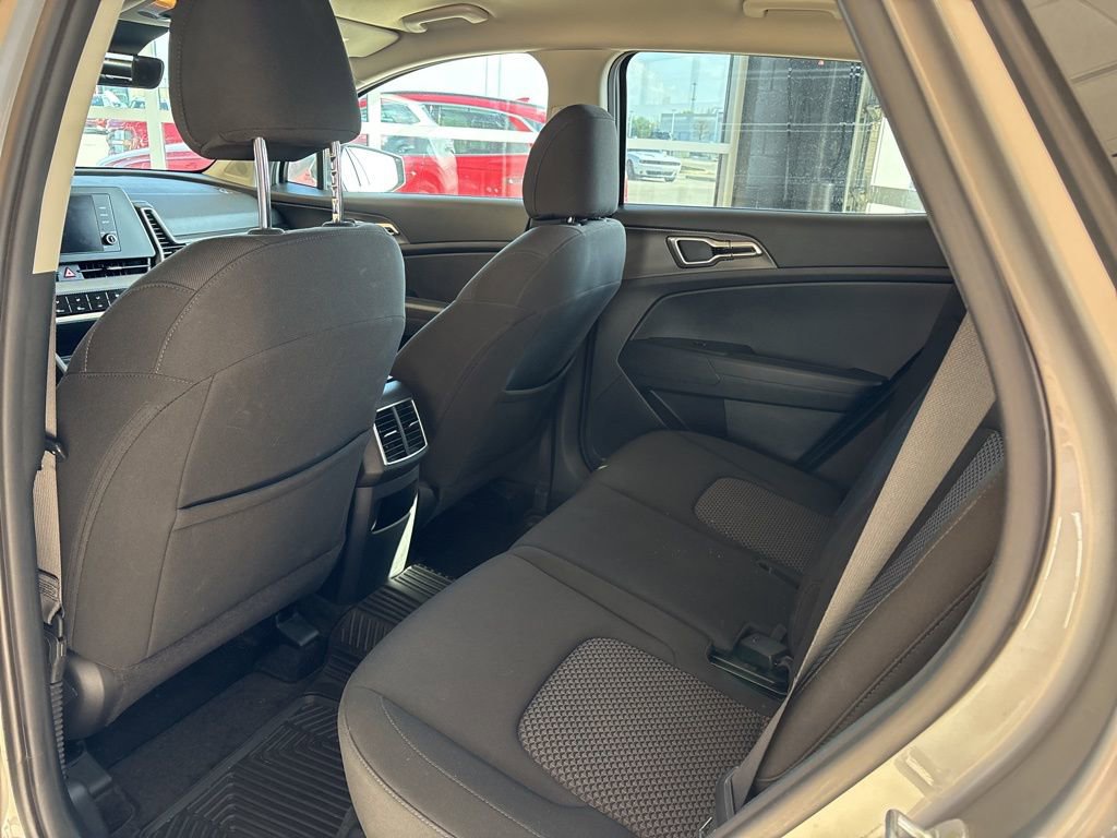 Certified 2023 Kia Sportage LX image 18