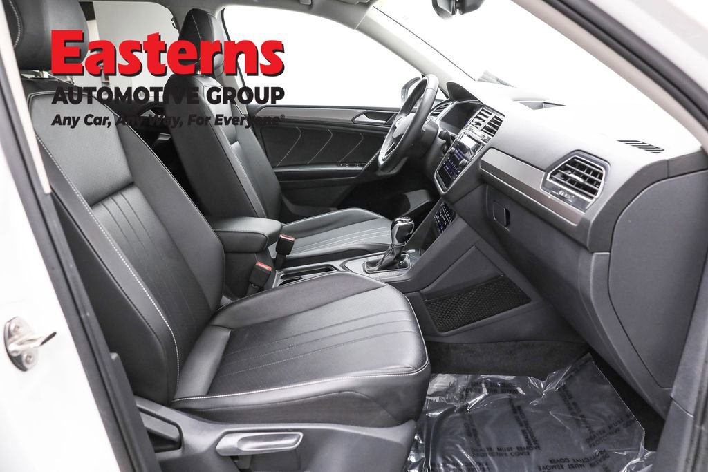 Used 2023 Volkswagen Tiguan SE image 23