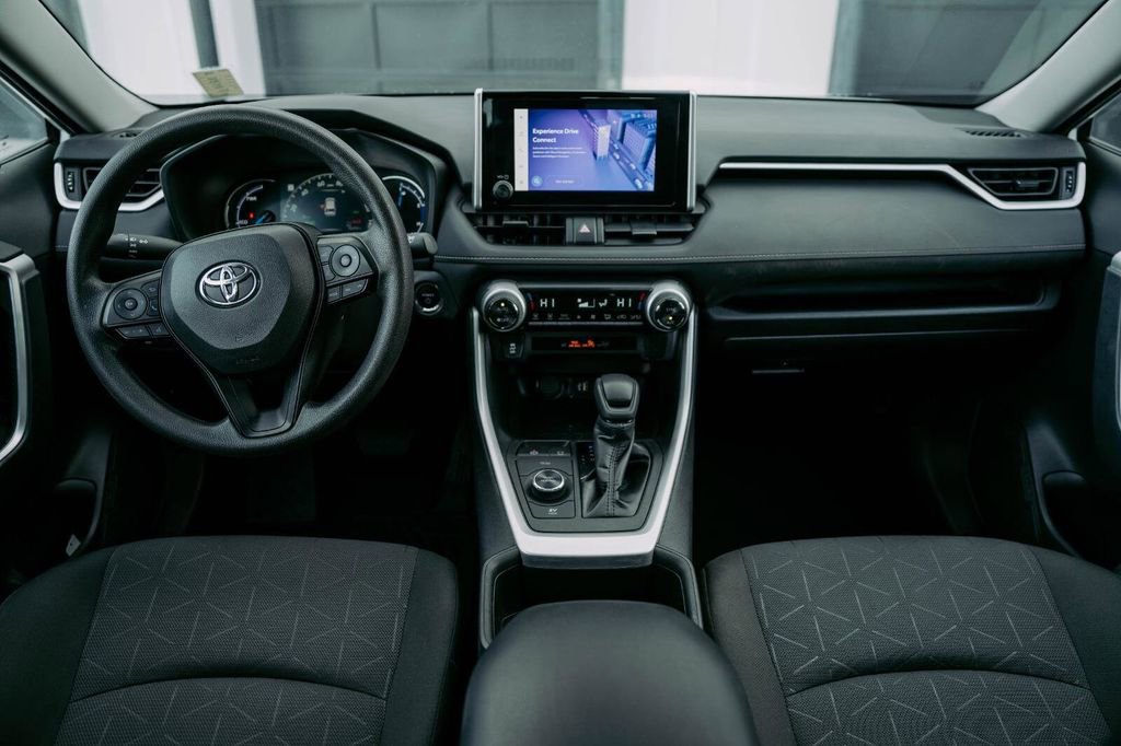 Used 2024 Toyota RAV4 XLE image 13