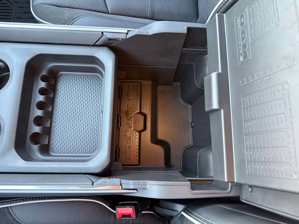 New 2026 RAM 3500 Laramie image 34