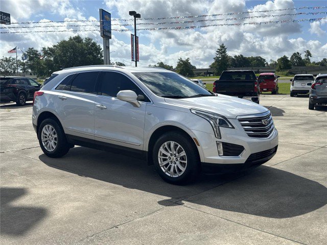 Certified 2017 Cadillac XT5 FWD w/ LPO, Wheel Lock Package image 1