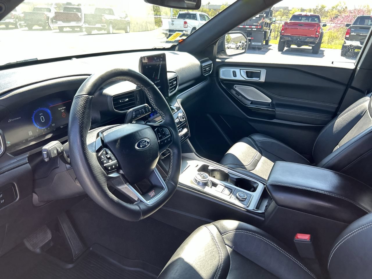 Used 2023 Ford Explorer ST w/ Equipment Group 401A AWD/4WD image 24