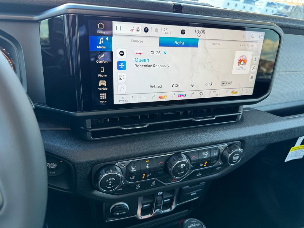 New 2026 Jeep Gladiator Sport AWD/4WD image 17