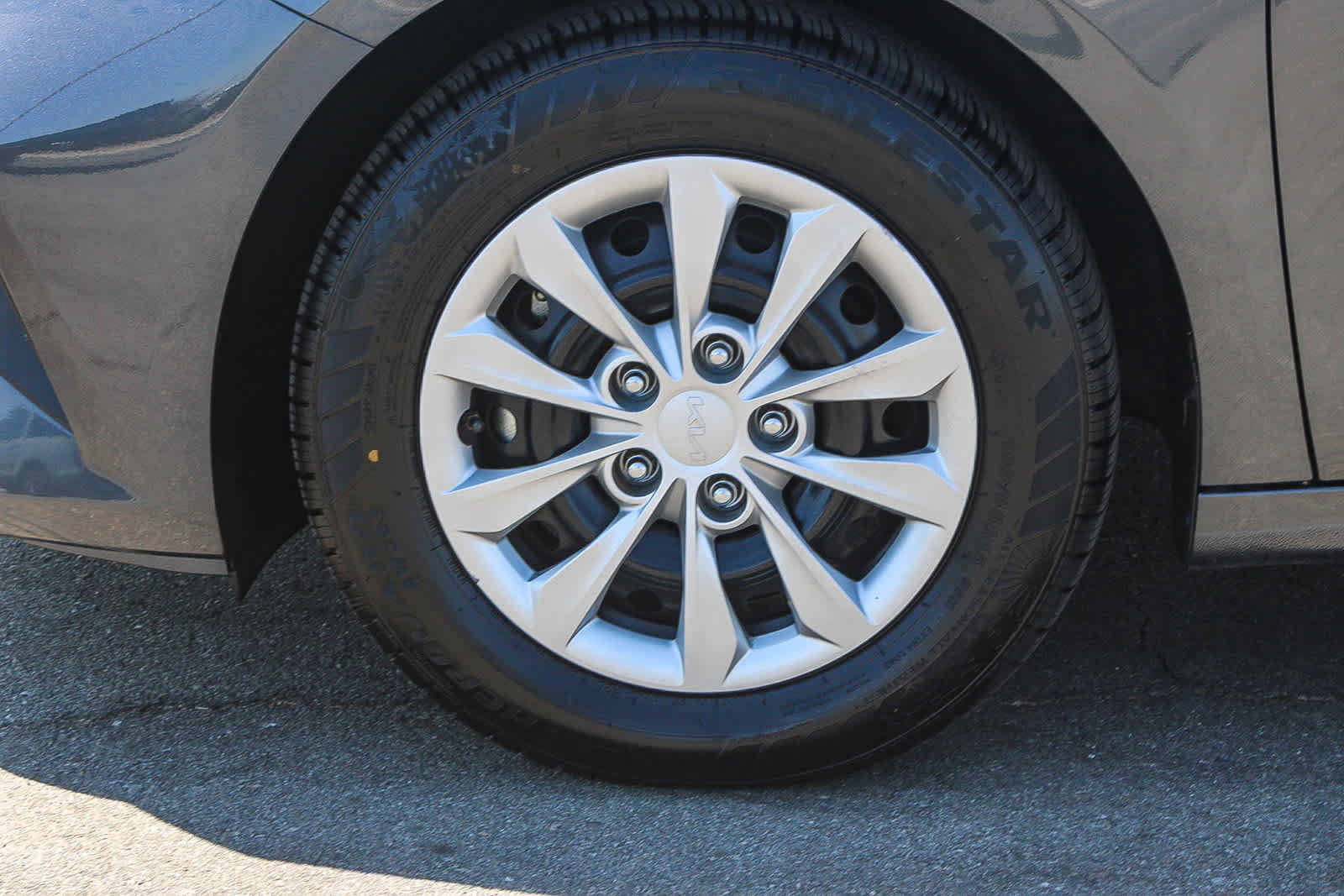 Used 2023 Kia Forte LX FWD image 11