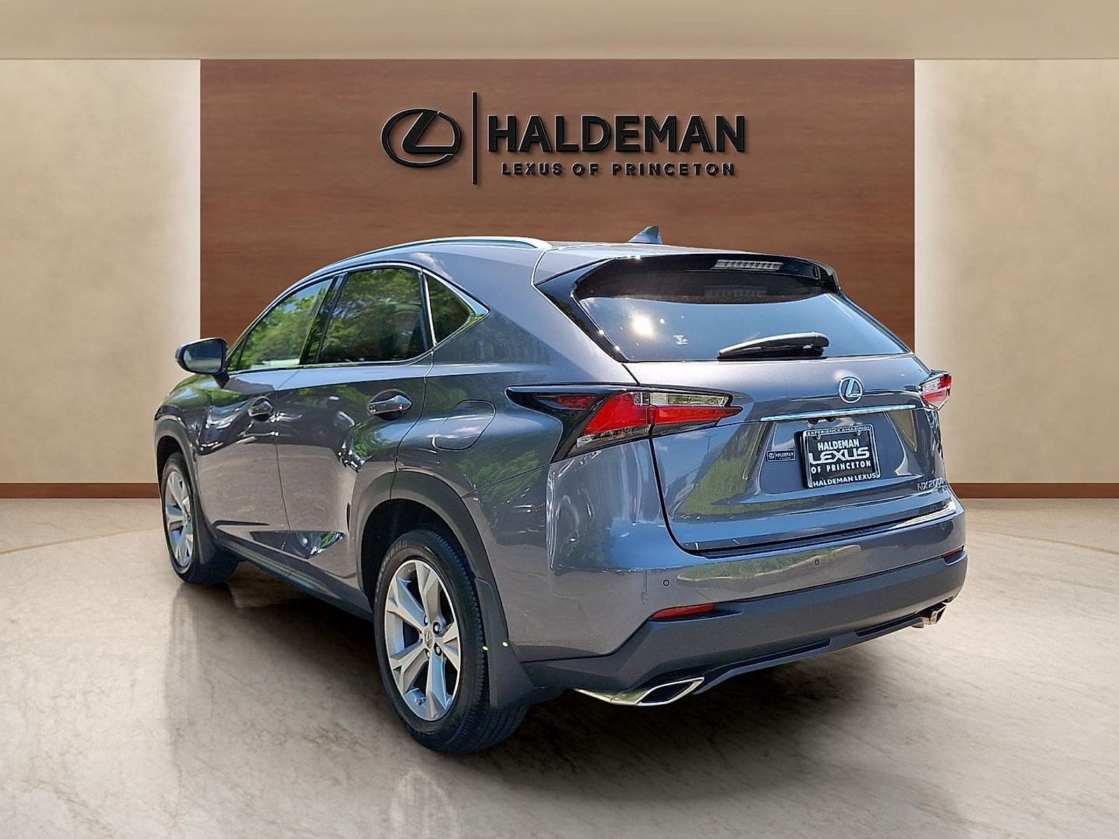 Used 2017 Lexus NX 200t AWD w/ Premium Package image 4