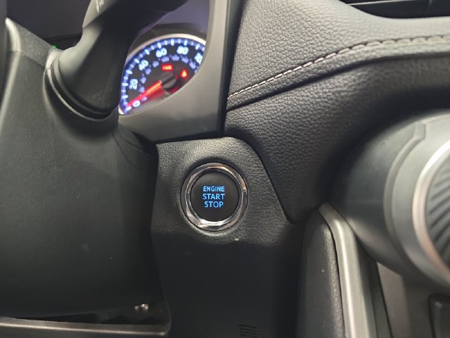 Used 2021 Toyota RAV4 XLE w/ XLE Grade Weather Package AWD/4WD image 26