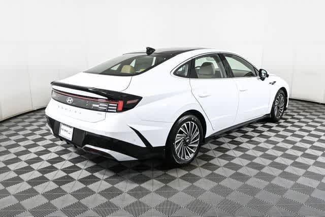 New 2025 Hyundai Sonata Limited FWD image 29