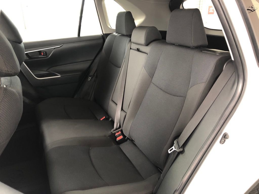 Used 2025 Toyota RAV4 LE image 10