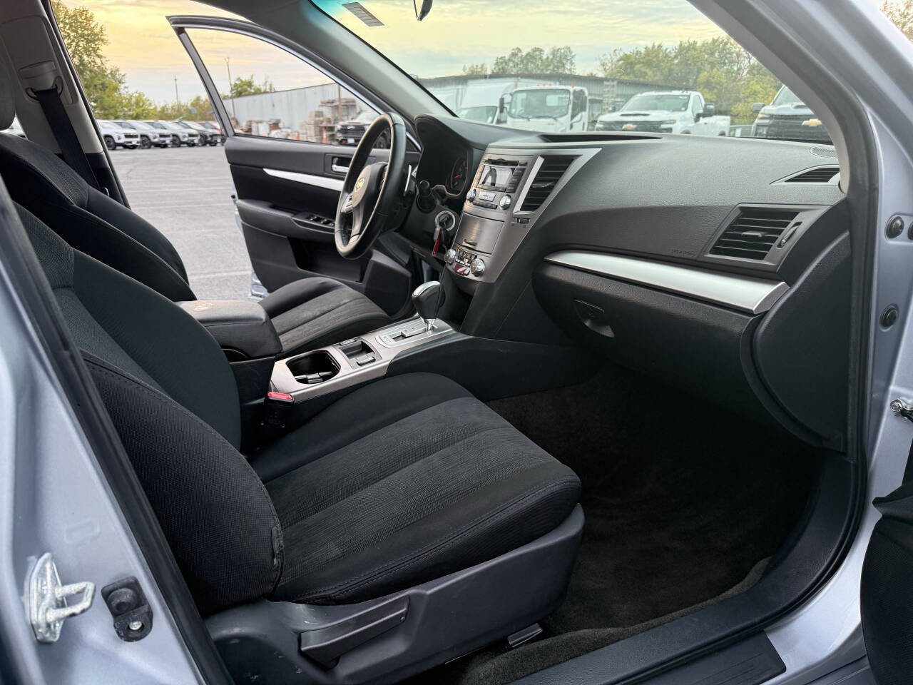 Used 2013 Subaru Legacy 2.5i Premium w/ All-Weather Pkg image 13