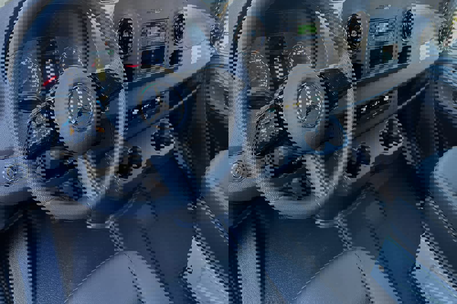 New 2025 Mercedes-Benz Sprinter 2500 image 8