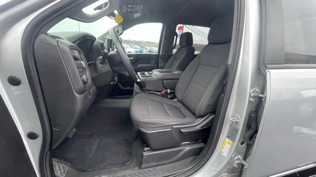 Used 2020 Chevrolet Silverado 2500 Custom w/ Custom Value Package image 10