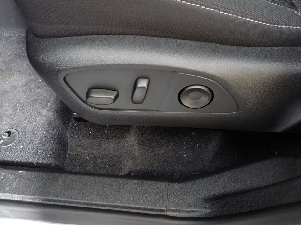 New 2026 Chevrolet Traverse LT w/ Midnight/Sport Edition image 19