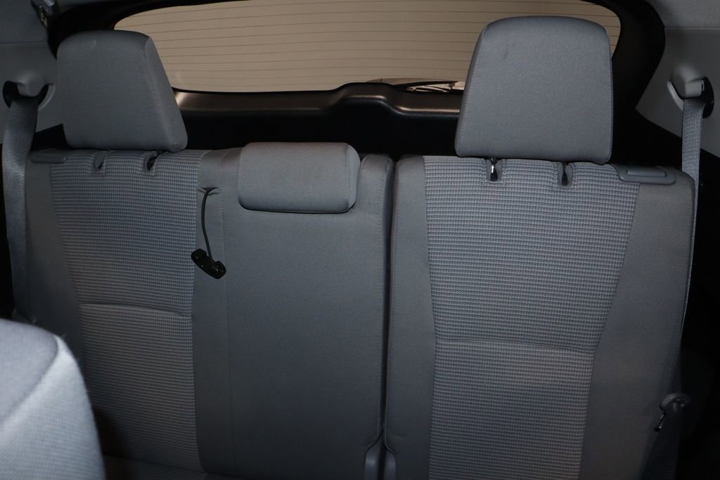 Used 2021 Toyota Highlander LE image 22