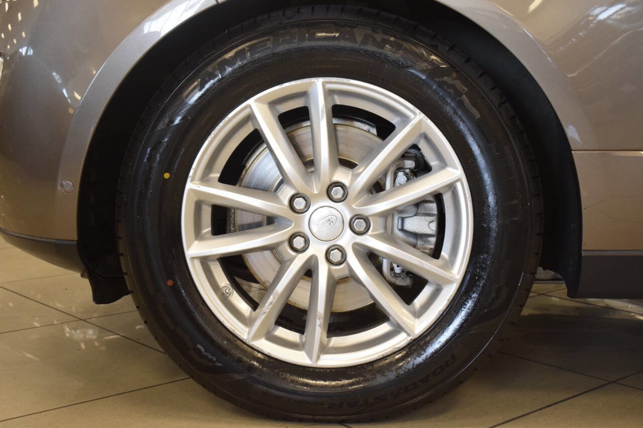 Used 2017 Land Rover Range Rover image 18