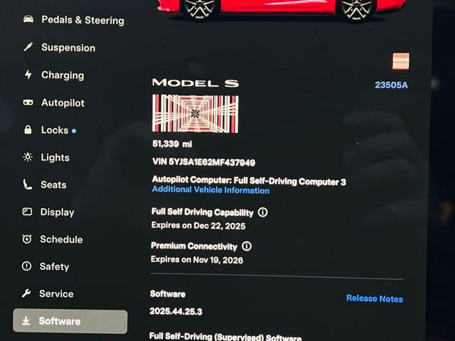 Used 2021 Tesla Model S Plaid image 3