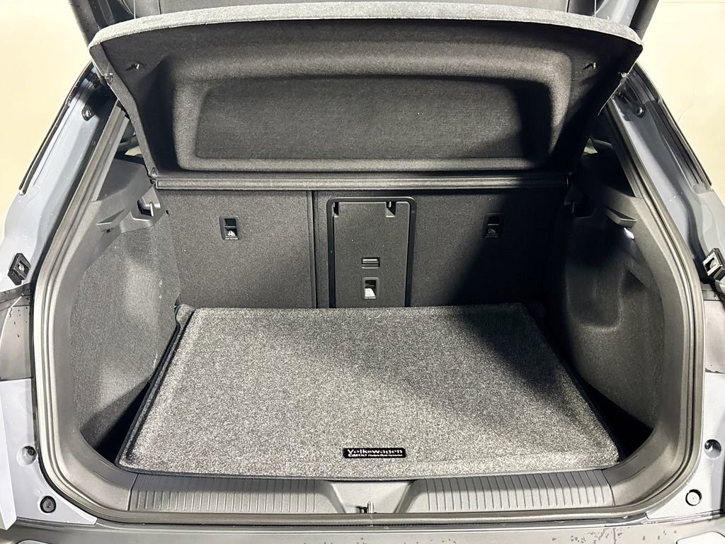 New 2025 Volkswagen ID.4 Pro S Plus image 22