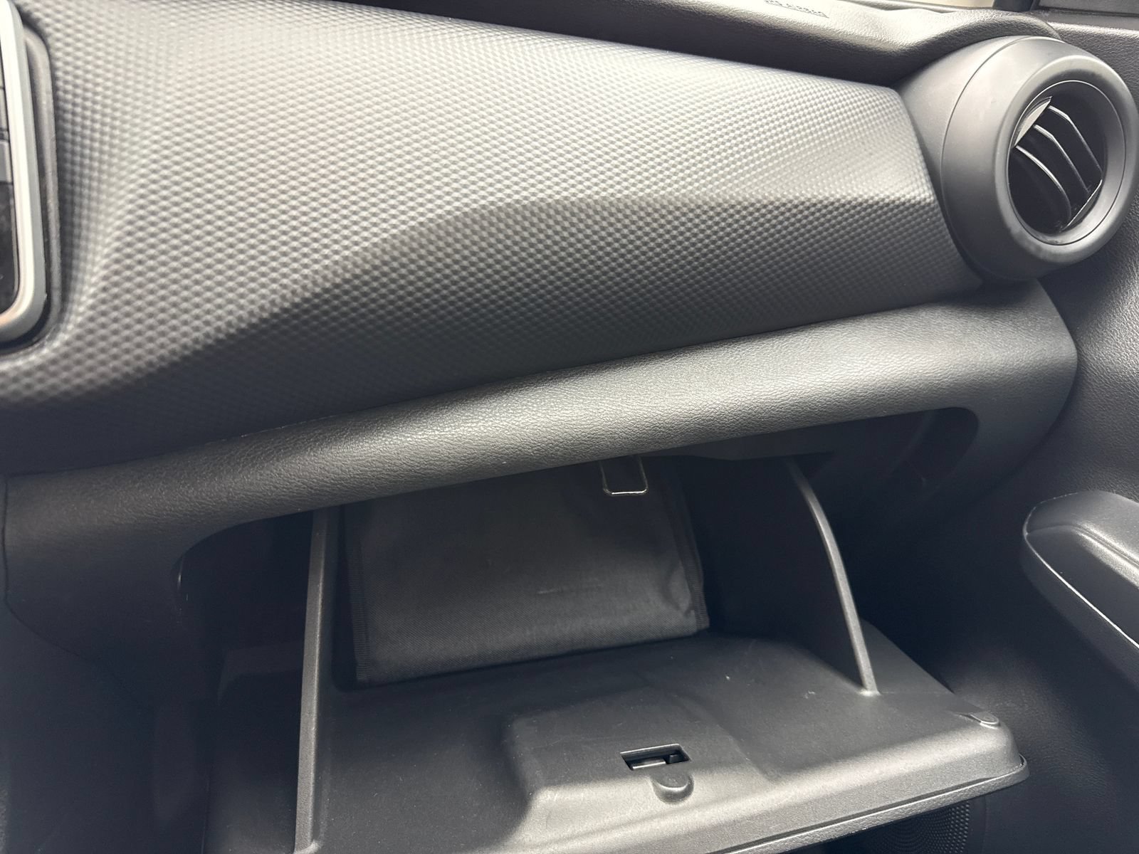 Used 2023 Nissan Kicks S FWD image 31