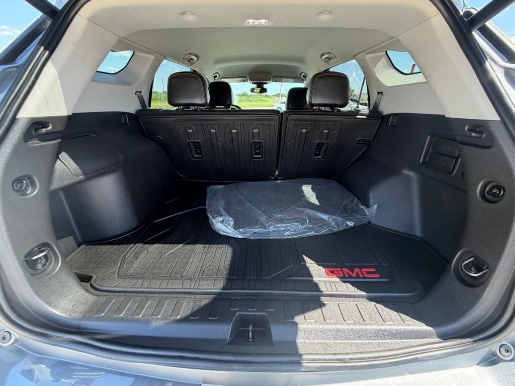 Used 2021 GMC Terrain SLT FWD image 28