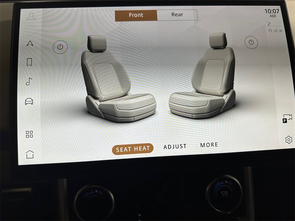 Used 2023 Land Rover Range Rover SE image 24