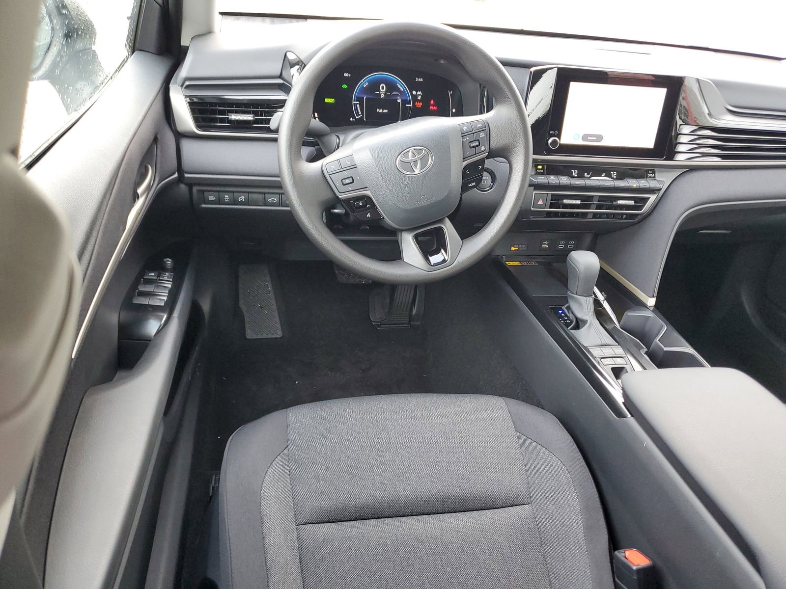 Used 2026 Toyota Camry LE image 11