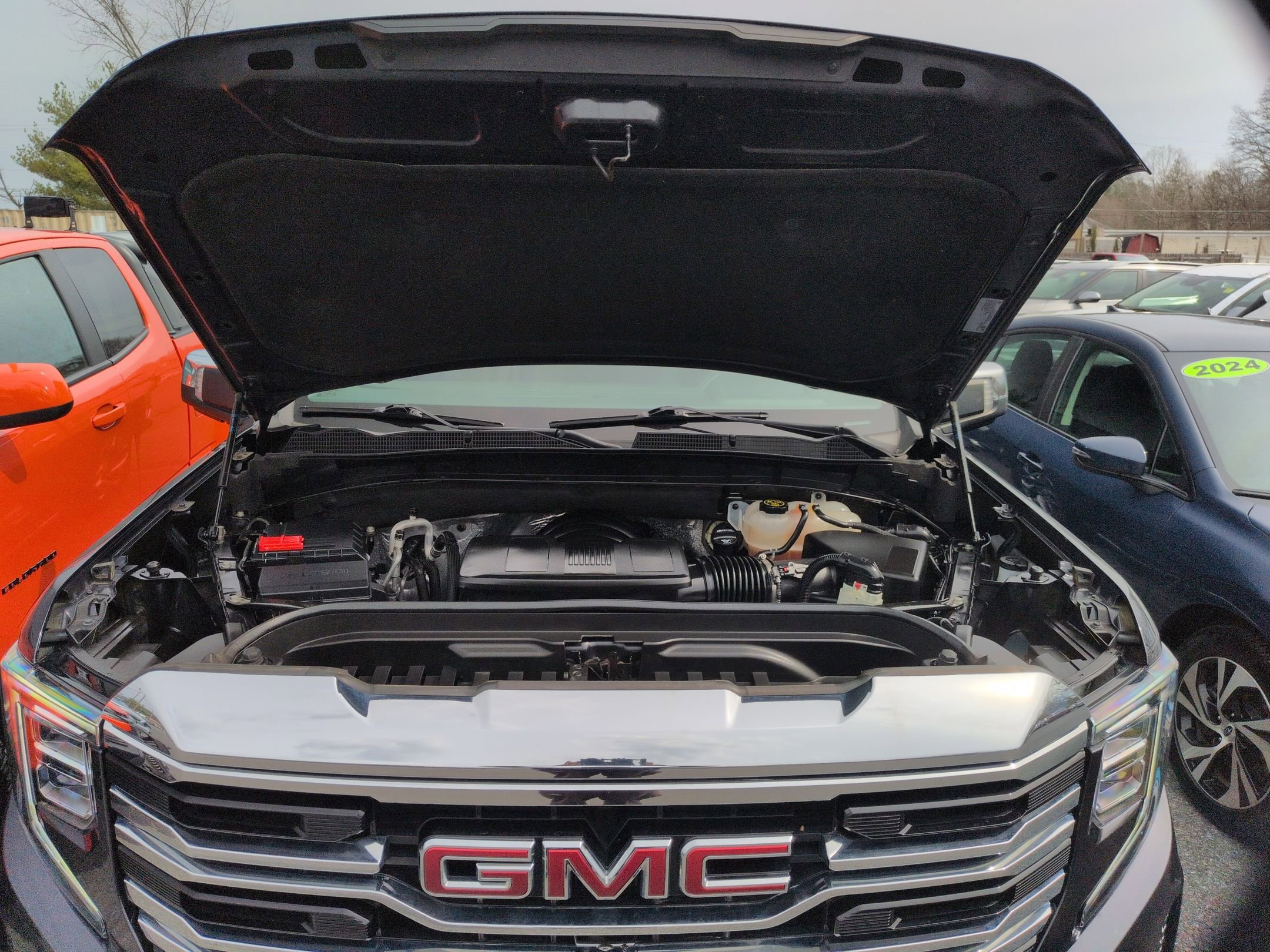 Used 2022 GMC Sierra 1500 SLT w/ SLT Premium Plus Package image 17