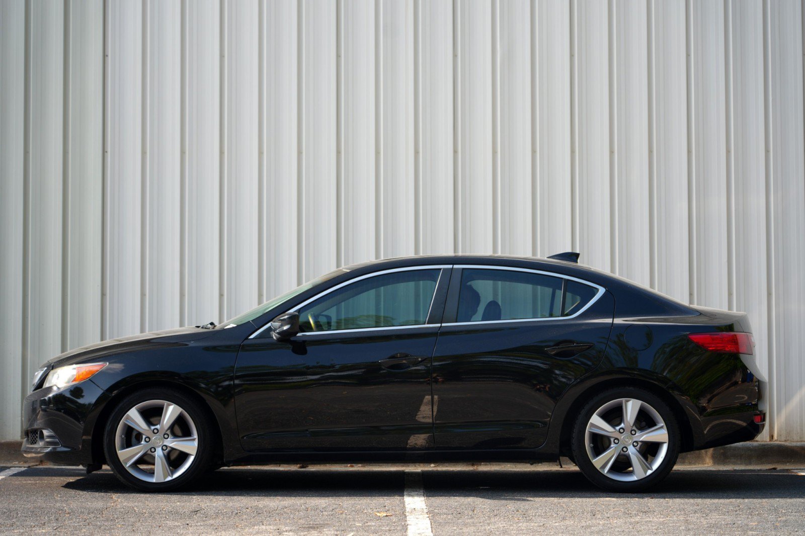 Used 2013 Acura ILX w/ Premium Package FWD image 8