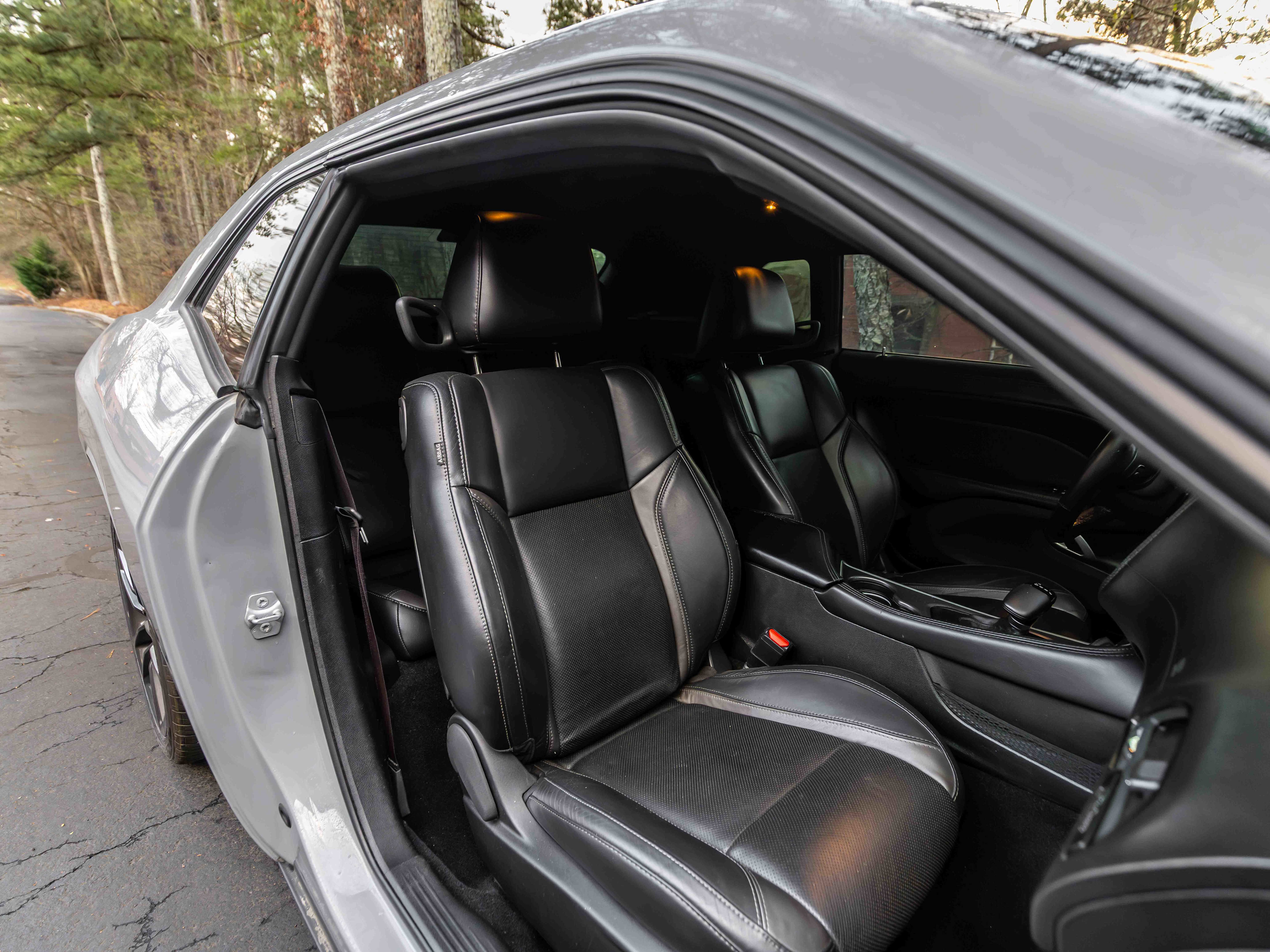 Used 2021 Dodge Challenger SXT w/ Plus Package image 11