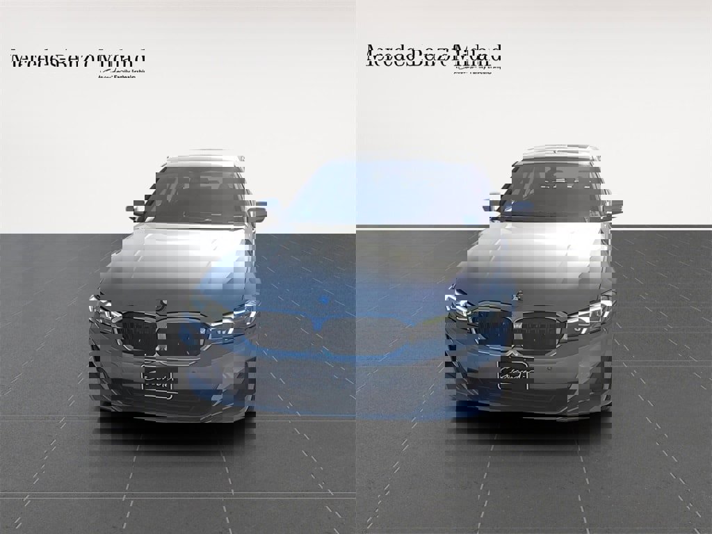 Used 2023 BMW 330i Sedan image 3