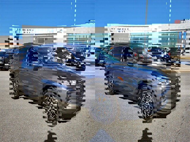 New 2025 Ford Escape SE