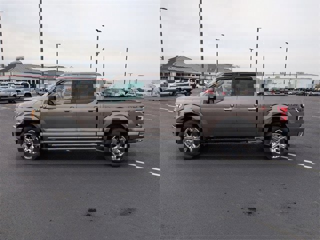 Used 2020 Ford F150 XLT w/ Equipment Group 302A Luxury image 4