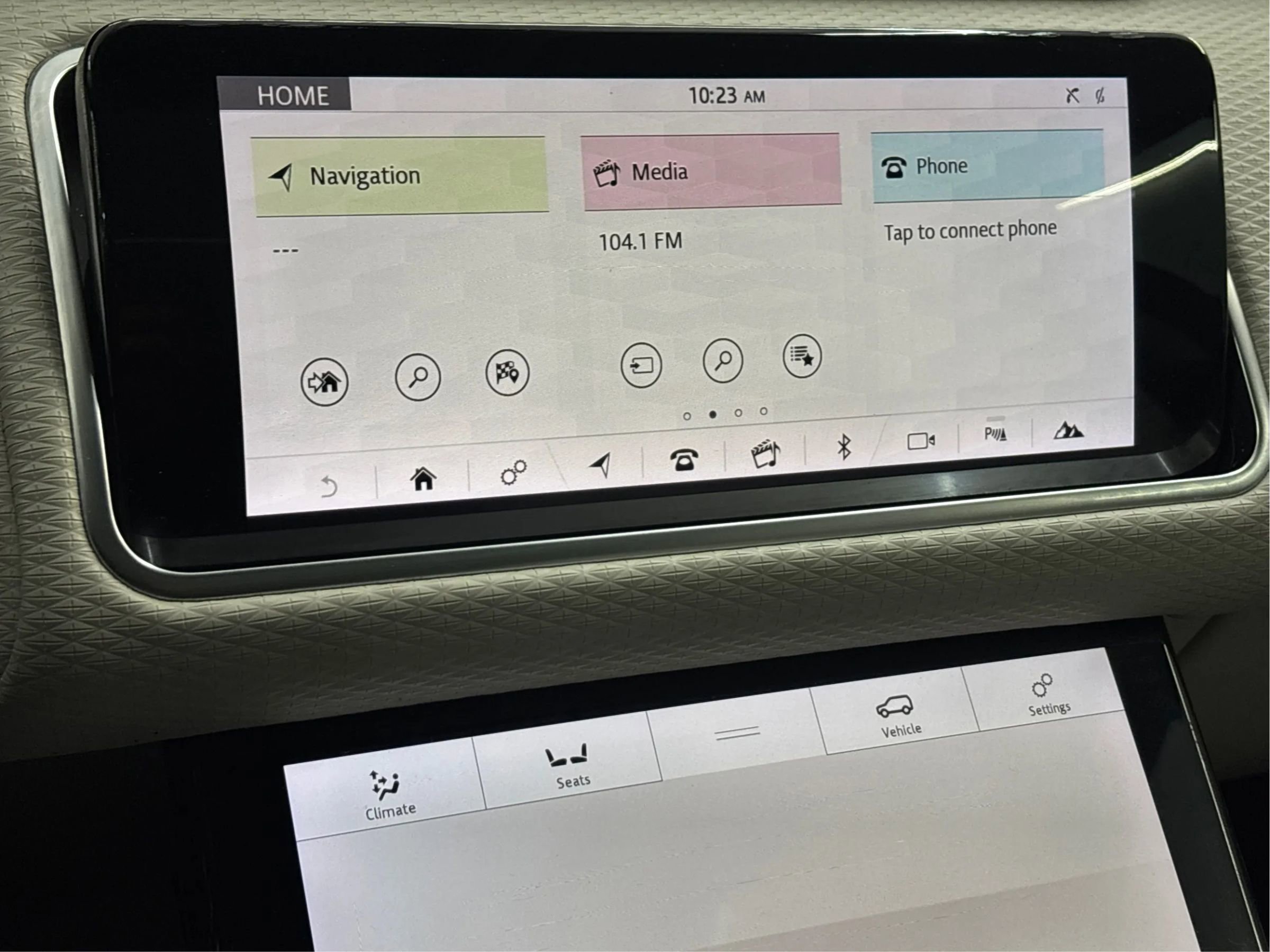 Used 2019 Land Rover Range Rover Velar S AWD/4WD image 44