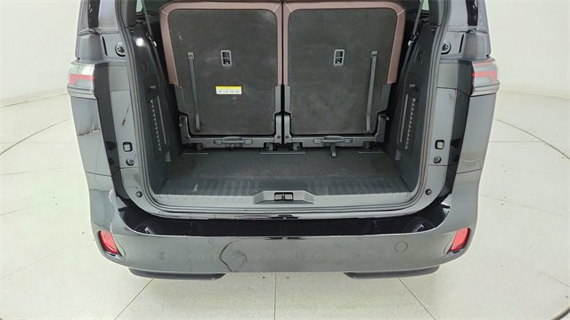 Used 2025 Volkswagen ID. Buzz Pro S image 14