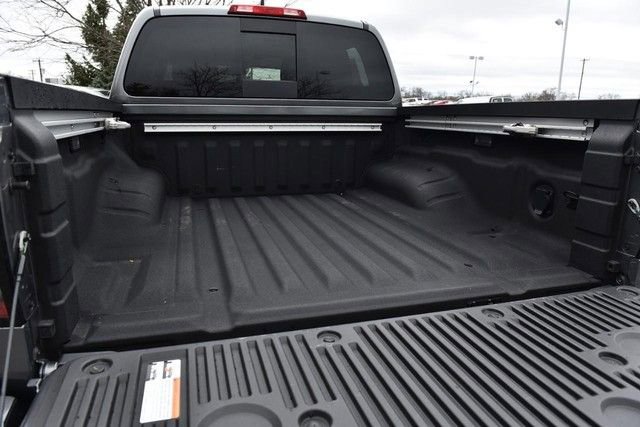 Certified 2025 Nissan Frontier SV w/ SV Convenience Package image 7