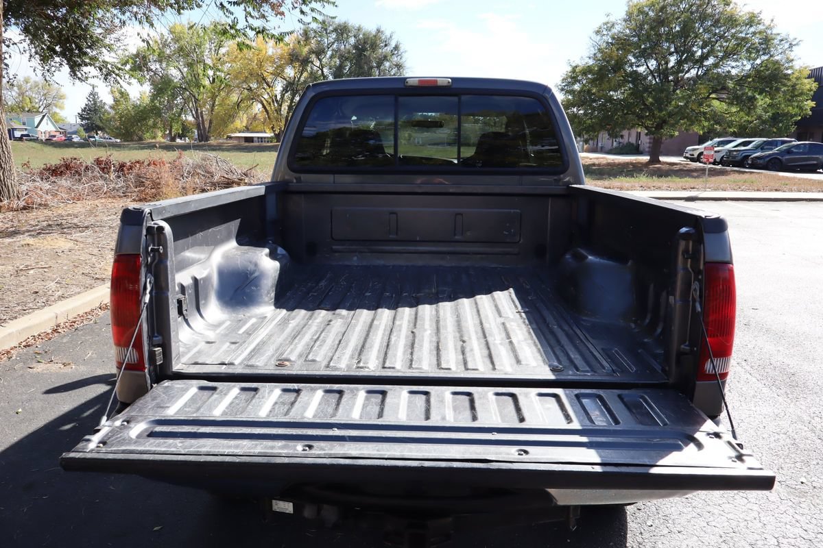 Used 2006 Ford F350 XLT AWD/4WD image 14