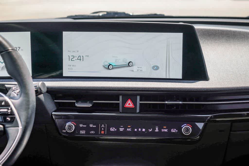 Certified 2023 Kia EV6 Light RWD image 12