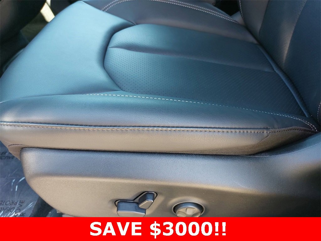 New 2025 Chrysler Pacifica Select image 30
