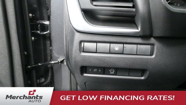 Used 2023 Nissan Rogue SV AWD/4WD image 20