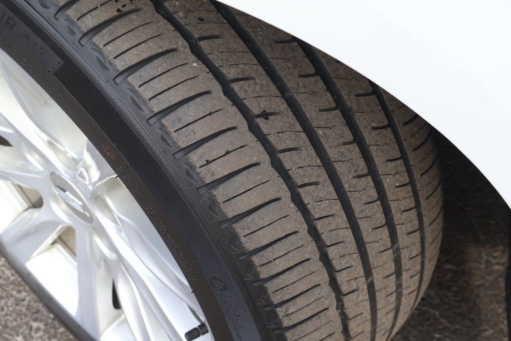 Used 2023 Cadillac CT5 Luxury w/ Cold Weather Package image 12