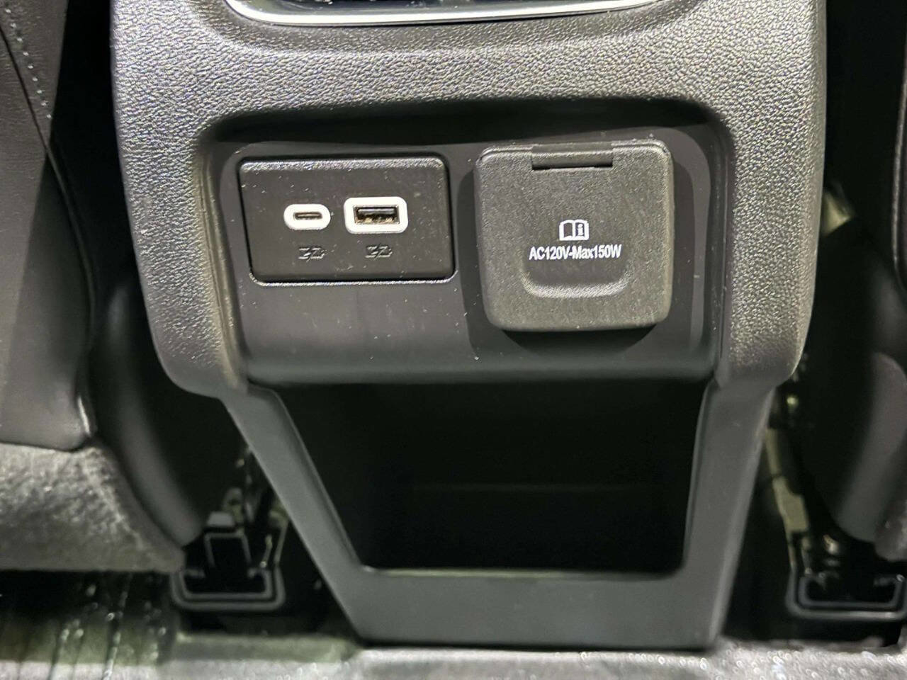 Used 2022 Chevrolet Blazer LT w/ Sound & Technology Package FWD image 27