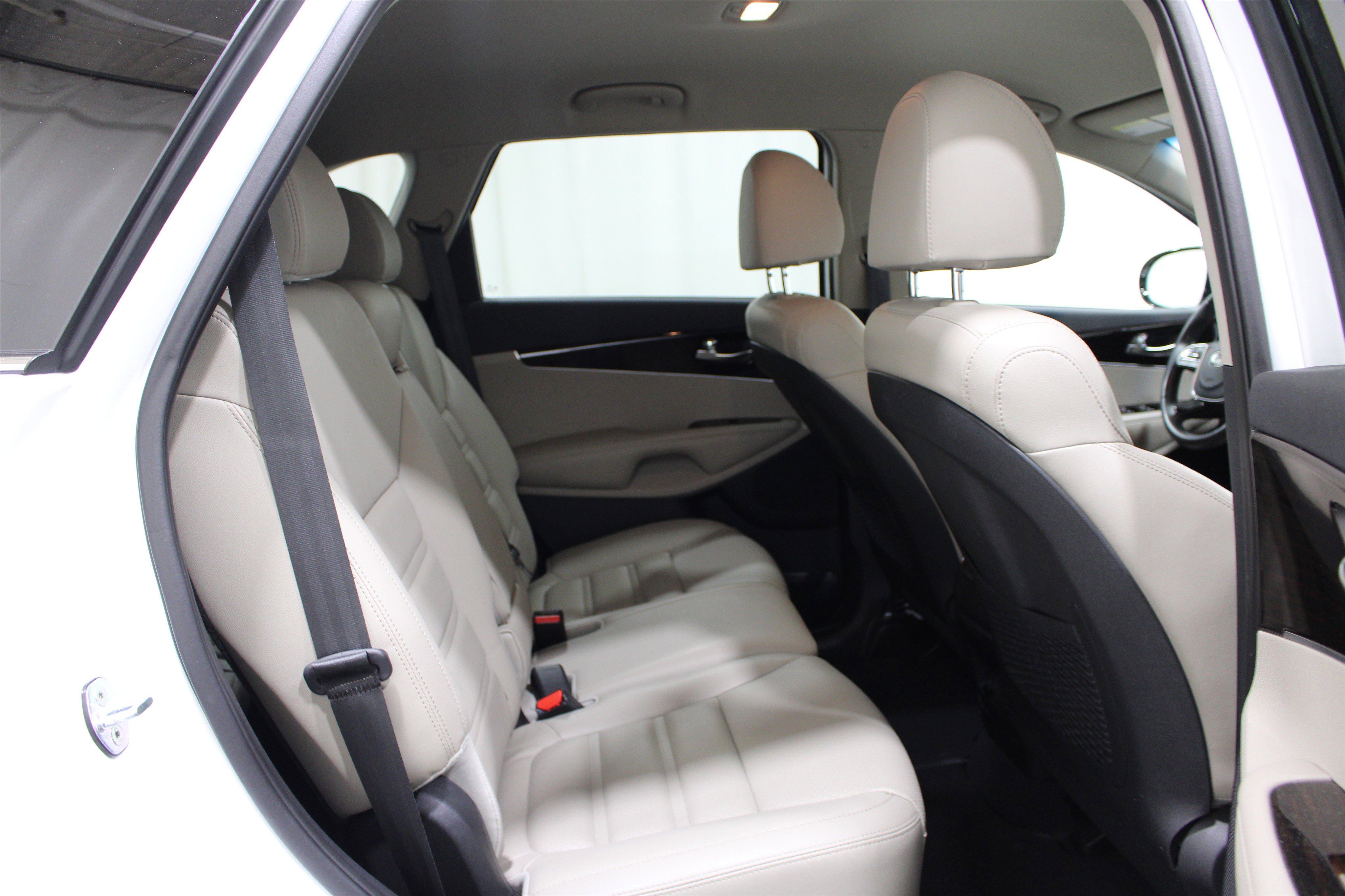 Used 2019 Kia Sorento EX image 23