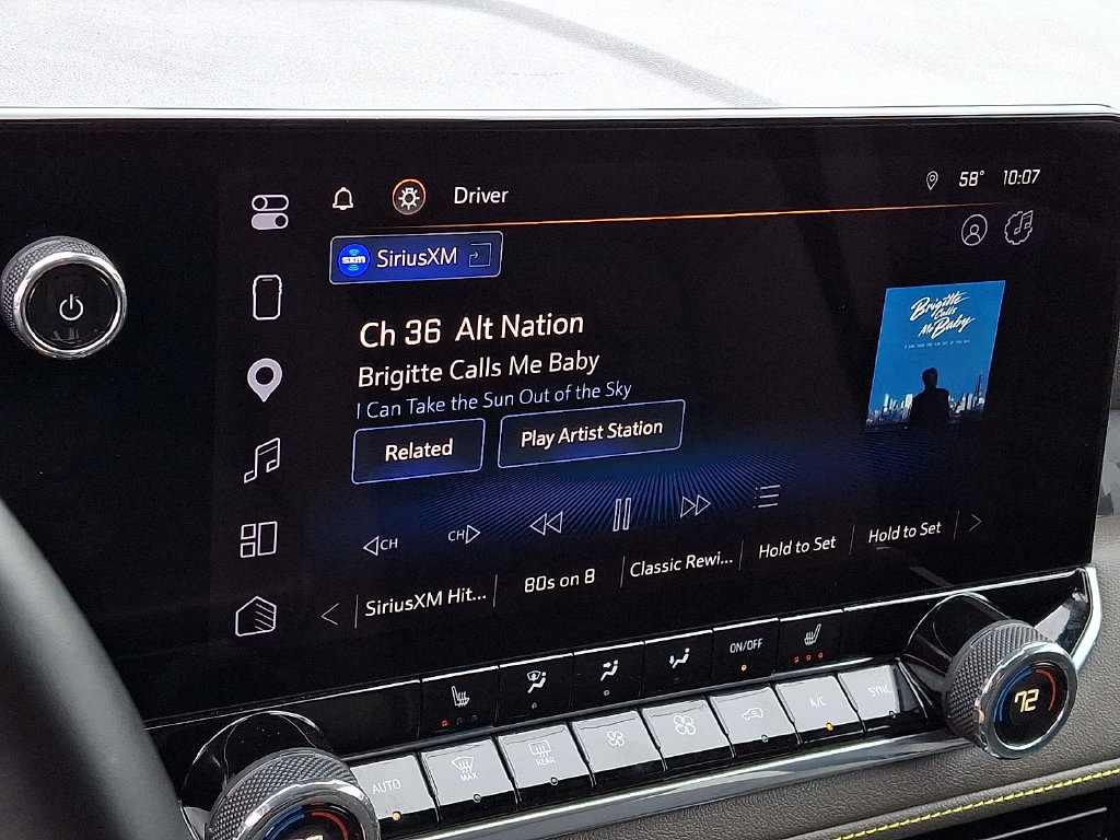 Used 2024 Chevrolet Colorado ZR2 w/ Technology Package AWD/4WD image 15