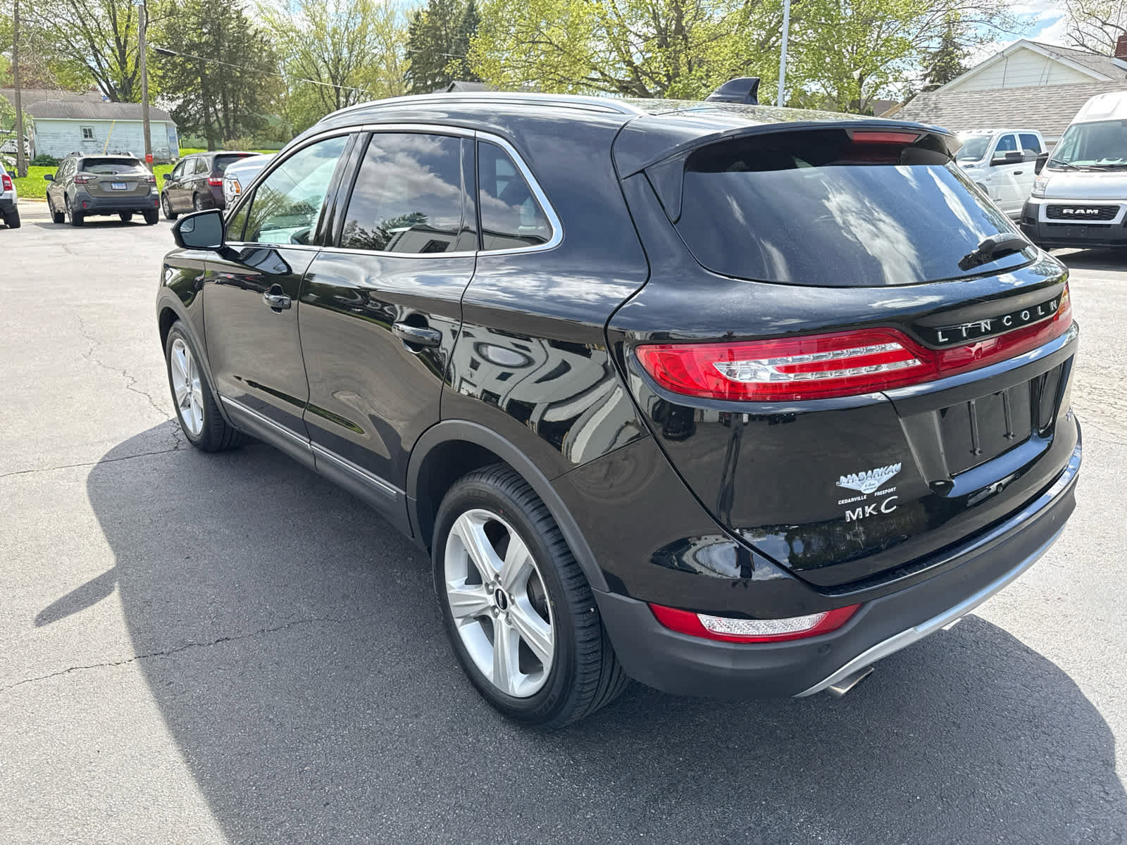 Used 2017 Lincoln MKC Premiere FWD image 5